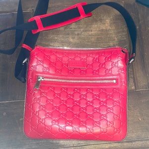 Gucci unisex travel crossbody bag